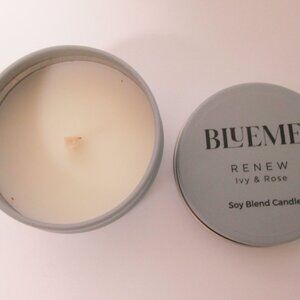 Blueme Ivy & Rose soy blend travel mini candle